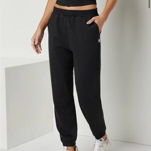 Vuori Women’s Boyfriend Sweatpants Black XS